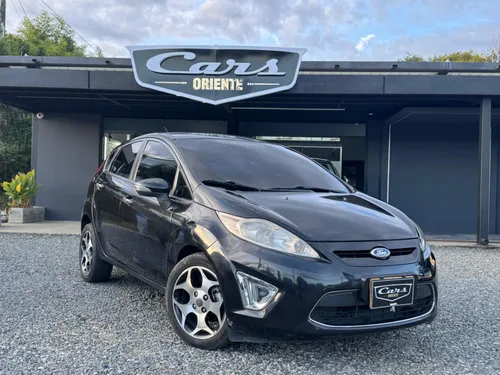 FORD Fiesta SES  