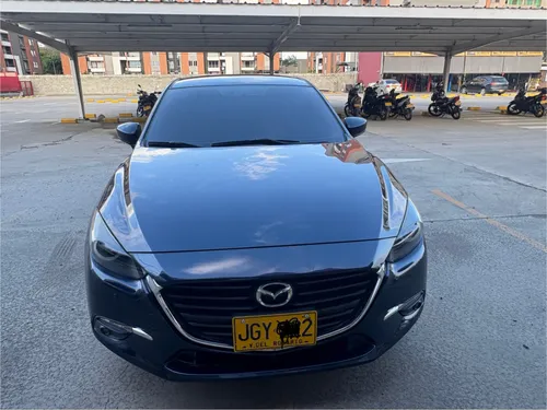 Mazda 3 touring 