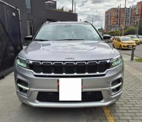 Jeep Commander Outlander