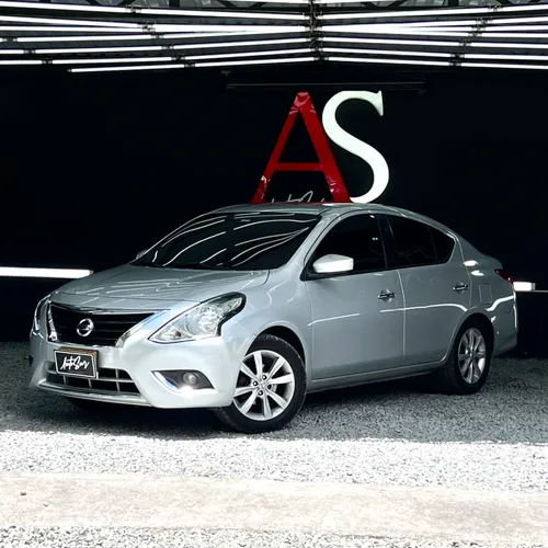 Nissan Versa Advance 2015 1.6