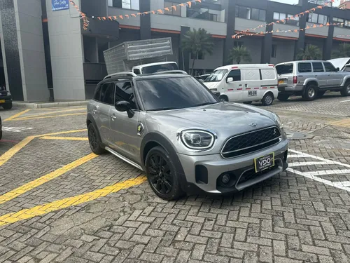 MINI Cooper Countryman HIBRIDO 2023