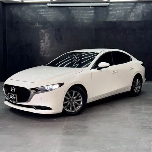 MAZDA 3 TOURING 2.0 2022 AT