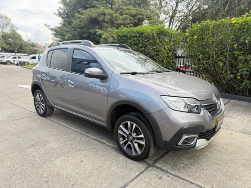 Renault Sandero Stepway Intens 1.6