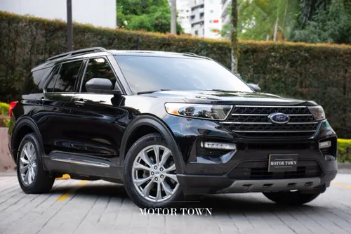 FORD EXPLORER XLT 2023 