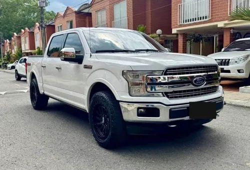 Ford F150 Lariat 2018