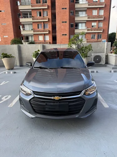 Chevrolet Onix Turbo 2021  41.400 km