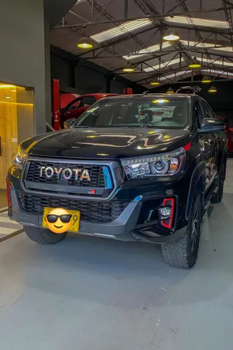 TOYOTA HILUX GR2