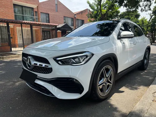 Mercedes Benz GLA 200 2022