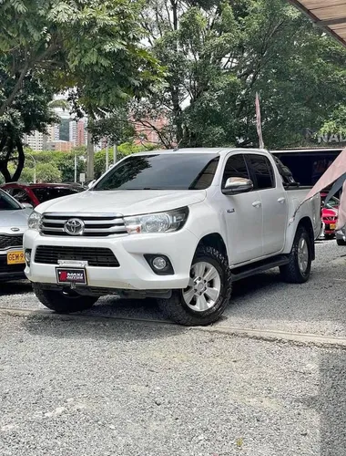 Toyota Hilux SRV 2021