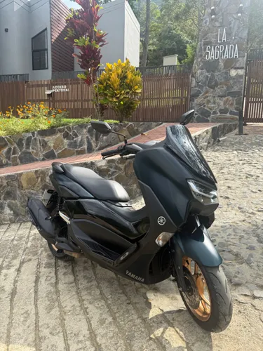 Yamaha NMAX CONNECTED 2025