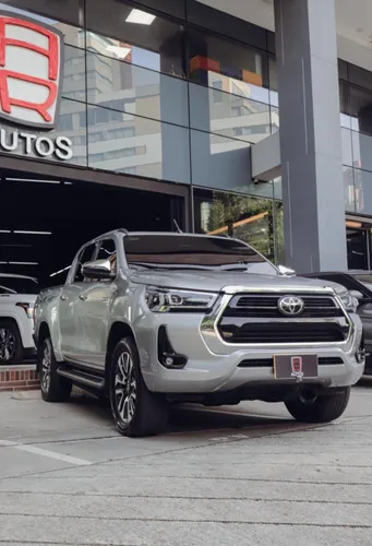 TOYOTA HILUX SRX DIESEL 2.8 BLINDADA
