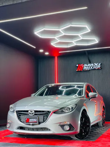 MAZDA 3 GRAND TOURING 2.0 AUTOMÁTICO. MODELO 2016