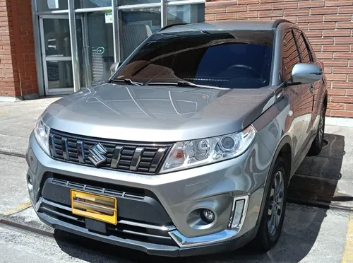 Suzuki Vitara live 