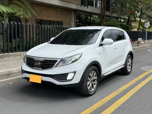 Kia New Sportage Revolution 2014