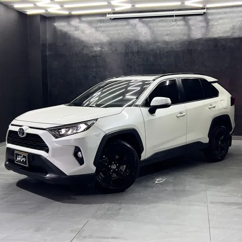 TOYOTA RAV4 XLE 2.0 2020 AT