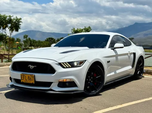 FORD MUSTANG GT 5.0  2017 