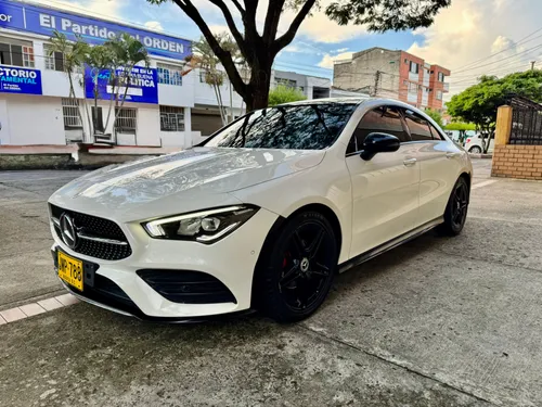 Mercedes benz cla 180 