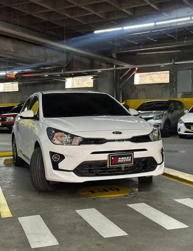 Kia Rio Vibrant 2022