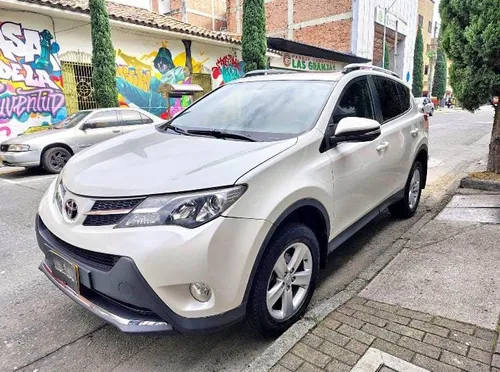 Toyota RAV4 imperial 2014