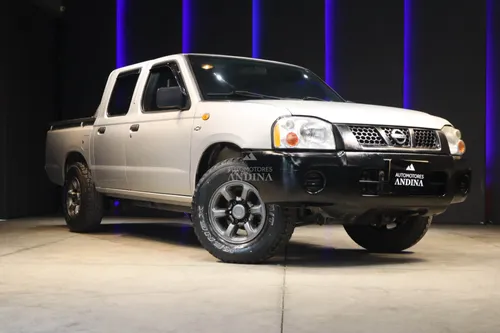 Nissan NP 300 FRONTIER 4X2  2015