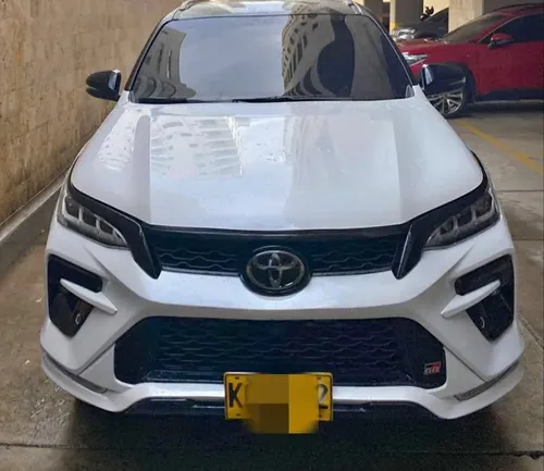 Toyota Fortuner Gr-s 2.8 2023