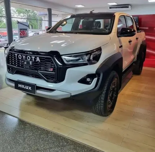 Toyota Hilux GR 2026