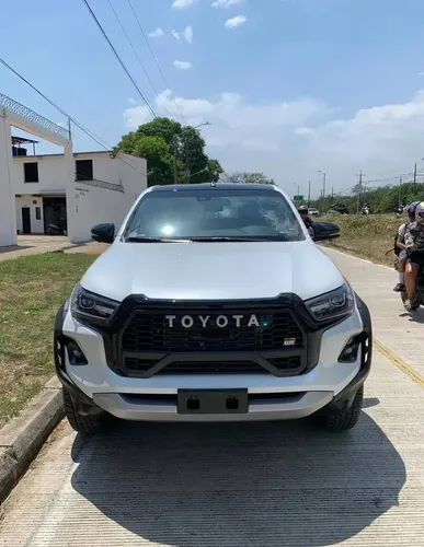 Toyota Hilux GR 2026