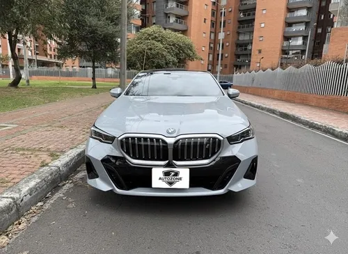 BMW i5  2024
