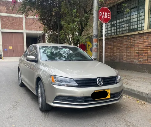 Volkswagen Jetta VI 2.0 Comfortline