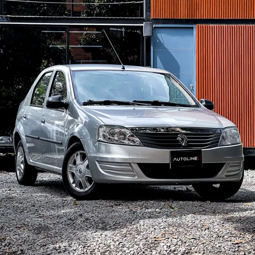 Renault Logan Expression 2013