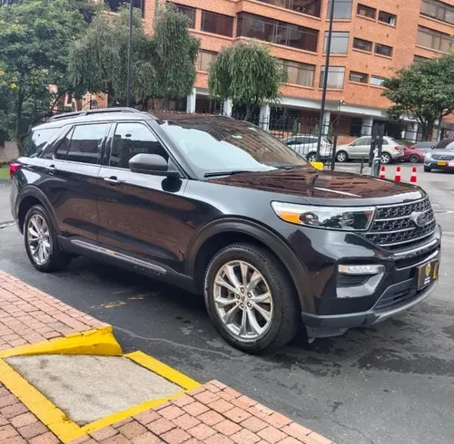 Ford Explorer XLT 2021