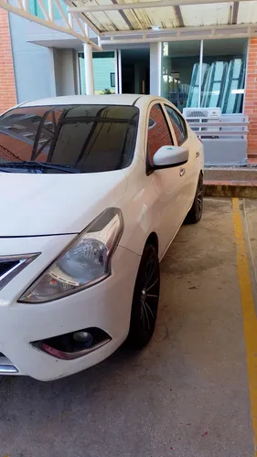NISSAN VERSA 2012 AUTOMÁTICO 