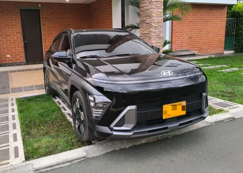 Hyundai Kona limited Híbrida 2025