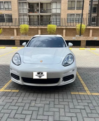 Porsche Panamera  2014