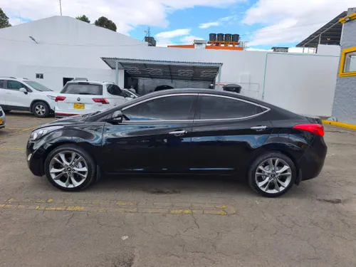 Hyundai i35 Elantra 2012