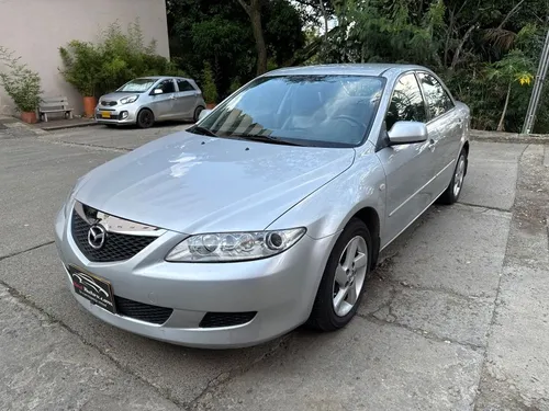MAZDA 6 2.0 MECANICO 2004 SOBRADITO 54.000 KMS