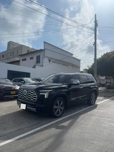 TOYOTA SEQUOIA CAPSTONE