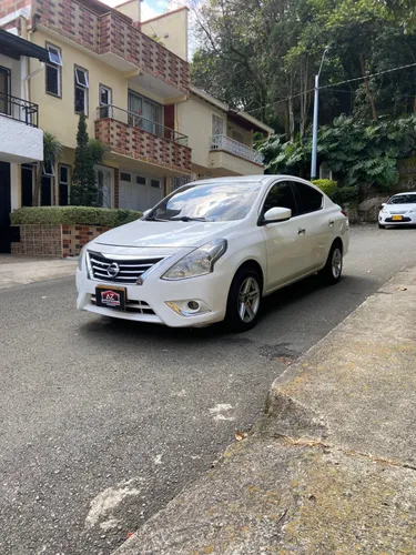 NISSAN VERSA 2016 