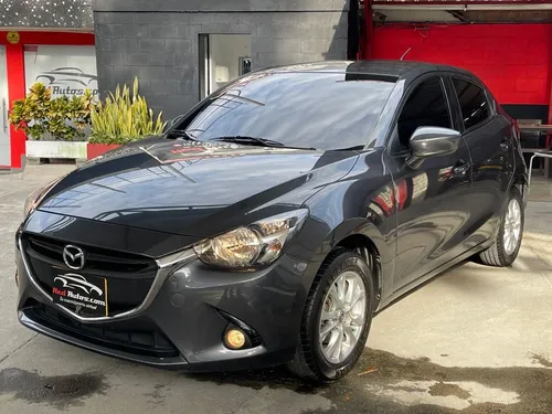 MAZDA 2 TOURING 2017 UNICA DUENA AUTOMATICO
