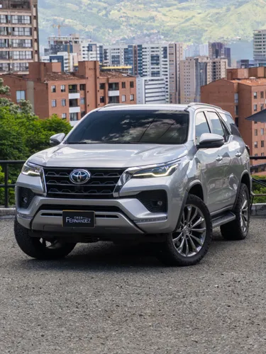 Toyota Fortuner Srv 2.4 Diesel 2023