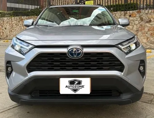Toyota RAV4 XLE Híbrida  2024