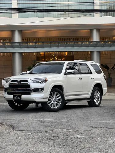 Toyota 4Runner Limited