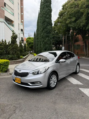 Kia Cerato Pro 1.6 Mt 2014