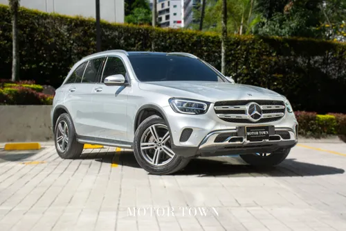MERCEDES BENZ GLC300 4MATIC 2021