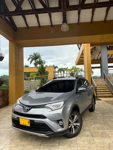 Toyota RAV-4 2017