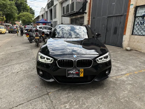 BMW 120i 2.0 Automático  2017