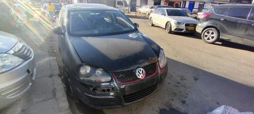 Volkswagen Bora 2.5 2008 salvamento