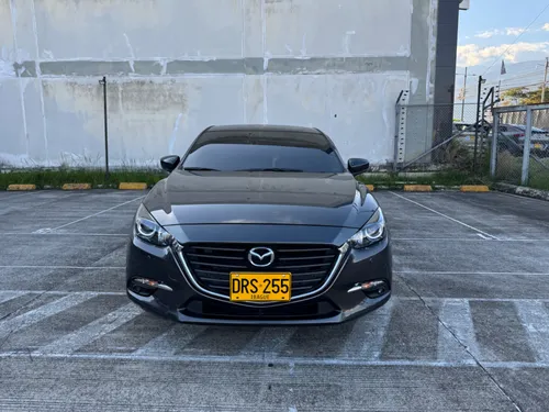 Mazda 3 touring 2018 