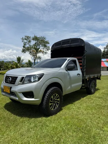 NISSAN FRONTIER ESTACAS 2020 GASOLINA 