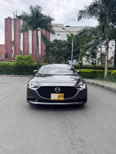 Mazda 3 grand touring 2.0